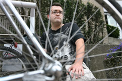 In 2007, more than 1,000 cycling injuries that required hospitalization.